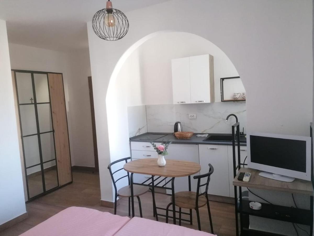 Vila Mateja Apartman Trogir Kültér fotó